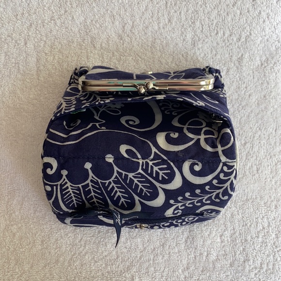 Vera Bradley wallet - Picture 5 of 5